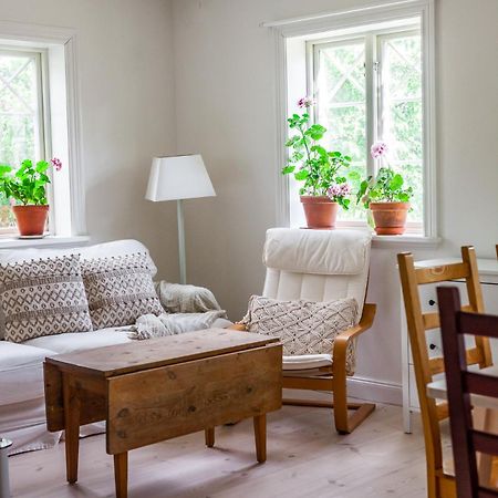 Vallby Cottage Enköping Dış mekan fotoğraf